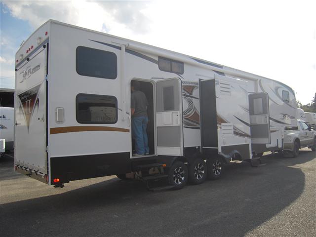 2010 Keystone Fuzion